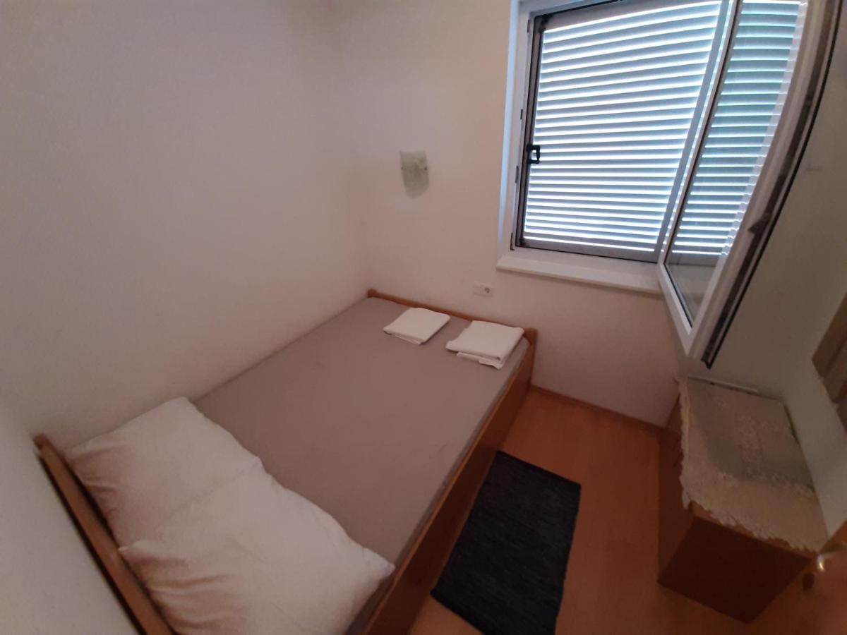 Apartments Puky Dreams Novalja Exterior photo
